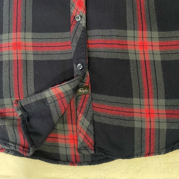 Rails Hunter Plaid Button Up Long Sleeve Shirt In Navy Iron Currant Size S - Picture 6 of 12